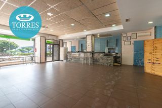 Business premise in Campanillas. Local comercial en el parque tecnológico