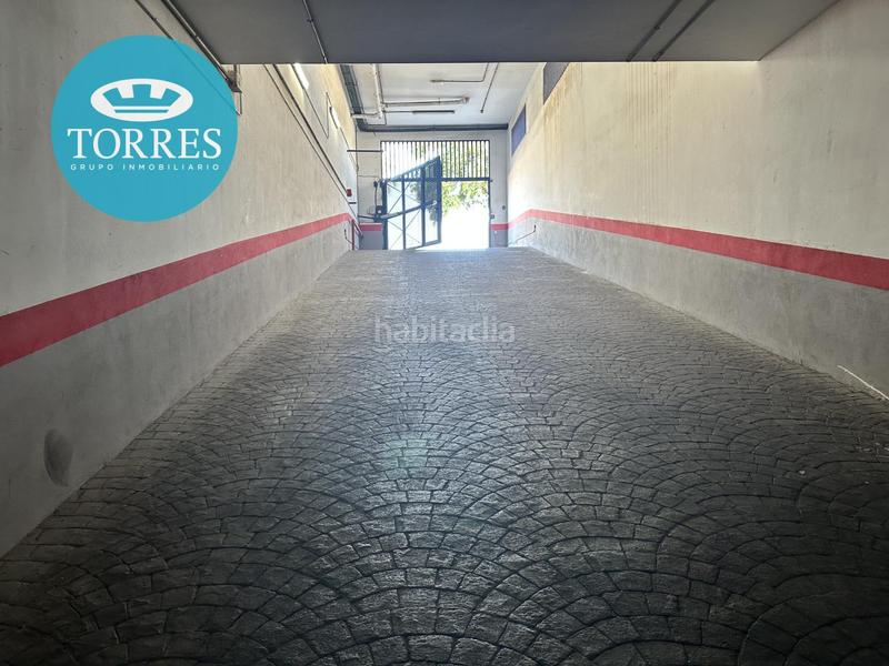 Foto 655f4a32-aaad-408f-9544-a41987d933d2. Miete etagenwohnung mit parking in Paseo Marítimo Oeste - Pacífico Málaga