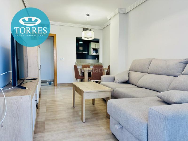 Foto c5c786a4-4d99-48a1-a8d8-56865988099d. Miete etagenwohnung mit parking in Paseo Marítimo Oeste - Pacífico Málaga