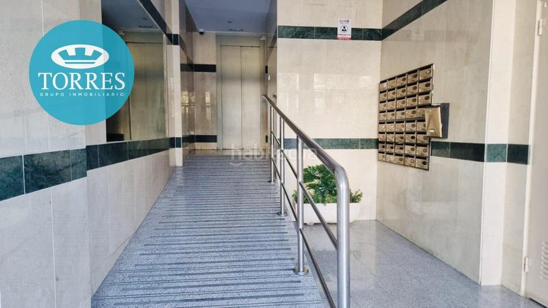 Foto a2b8ff69-e703-4794-b780-619be05d4fbe. Alquiler piso  centro al lado del corte inglés en Málaga