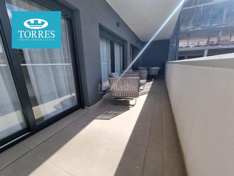 Foto 21e04e9f-2e45-4cb4-86e4-cd84e9e4095b. Location appartement avec chauffage parking piscine dans Estepona