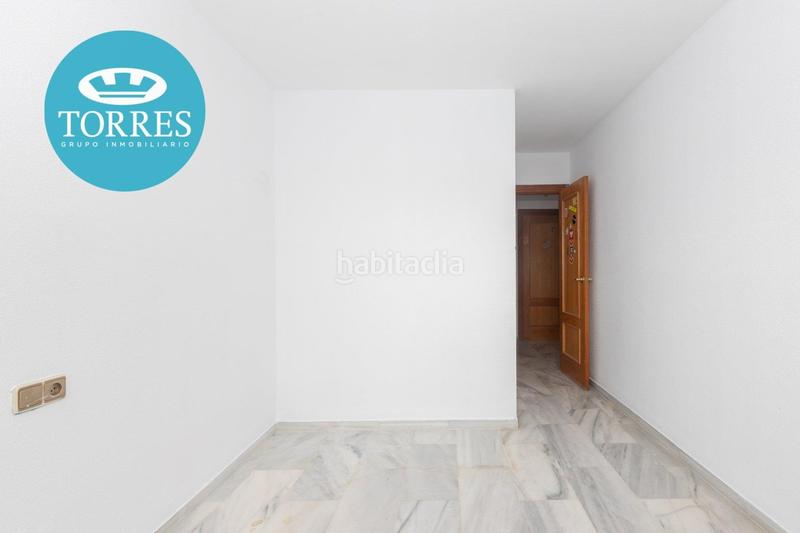 Foto 09e5449c-4754-4b70-b48f-01253760b2c3. Pis amb aparcament piscina a Paseo Marítimo Oeste - Pacífico Málaga