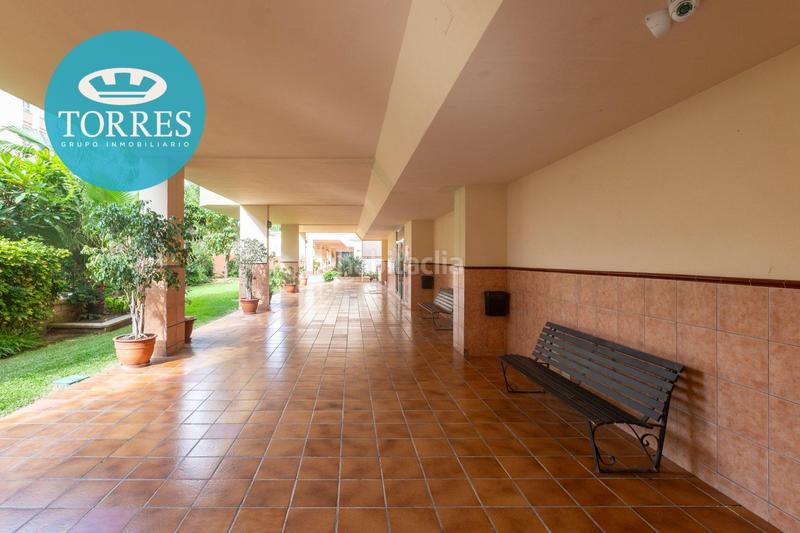 Foto 38bc3570-0c4c-4964-8348-8b39680d306d. Pis amb aparcament piscina a Paseo Marítimo Oeste - Pacífico Málaga