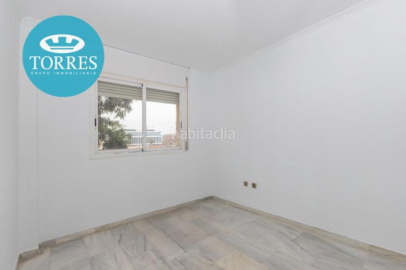 Foto 7532517f-18f3-4fc7-9616-9a3e2bdde5c7. Pis amb aparcament piscina a Paseo Marítimo Oeste - Pacífico Málaga