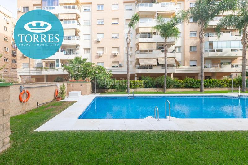 Foto a7ee62a0-b956-4d24-acb5-098021db9373. Pis amb aparcament piscina a Paseo Marítimo Oeste - Pacífico Málaga