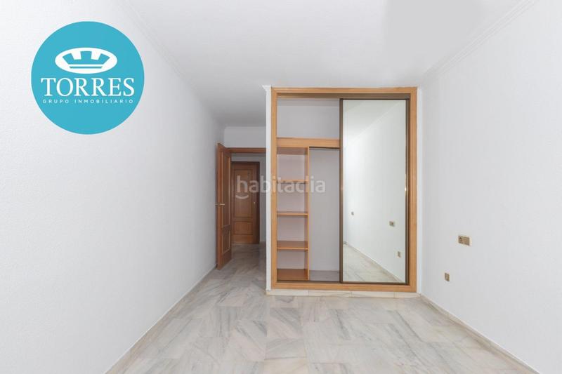 Foto be7f3ae2-926f-4785-8e62-dd424f744ac9. Pis amb aparcament piscina a Paseo Marítimo Oeste - Pacífico Málaga