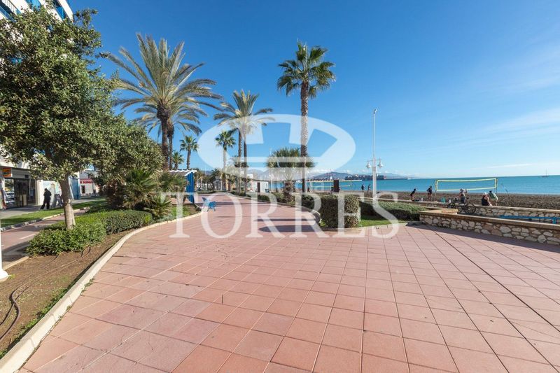 Foto 0902a595-b608-4ac6-9316-e53d411e052a. Pis a calle pacifico 19 a Paseo Marítimo Oeste - Pacífico Málaga