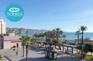 Pis a Paseo Marítimo Oeste - Pacífico. Piso en primera línea paseo marítimo antonio machado