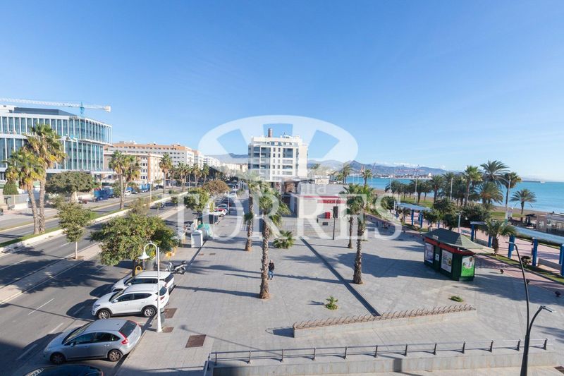 Foto 827039b2-a958-4bcf-92fe-3479a27e7795. Pis a calle pacifico 19 a Paseo Marítimo Oeste - Pacífico Málaga