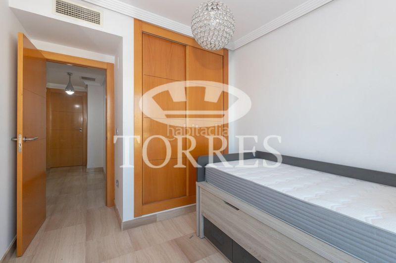 Foto f0e42cb5-d3e0-4b23-9823-0951d97e87b3. Pis a calle pacifico 19 a Paseo Marítimo Oeste - Pacífico Málaga