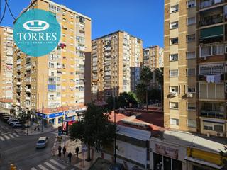 Piso en Parque Ayala - Jardín de la Abadía - Huelín. Piso en huelin