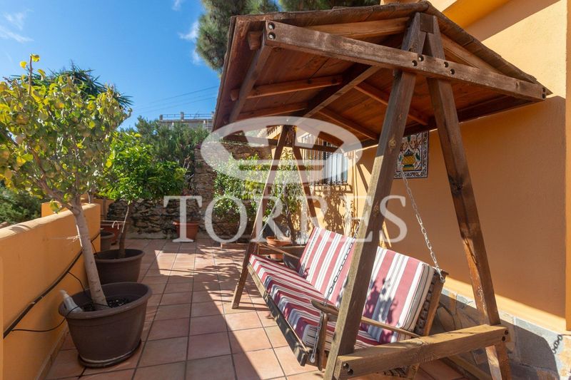 Foto 09518047-fb7e-45c6-962d-a8712b4c45df. Xalet amb aparcament piscina a El Atabal Málaga