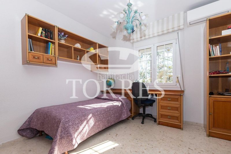 Foto 3e4cdcf2-0846-4590-9950-e1f3eaf1c6cb. Xalet amb aparcament piscina a El Atabal Málaga