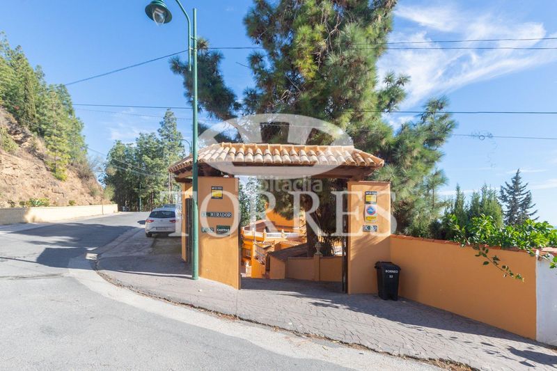 Foto 58327d15-9281-4d6c-abb1-3665ba630214. Xalet amb aparcament piscina a El Atabal Málaga