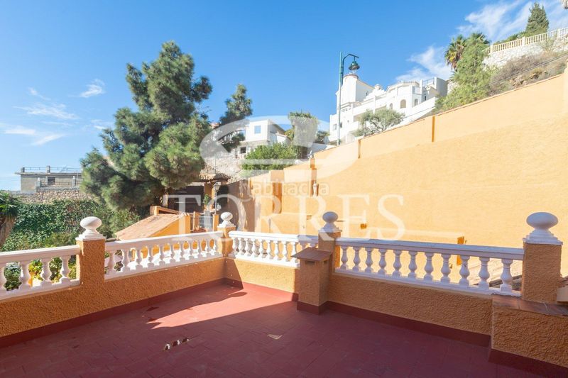 Foto 6128a1fc-e635-4eeb-bf08-abe2bb5b9c20. Xalet amb aparcament piscina a El Atabal Málaga