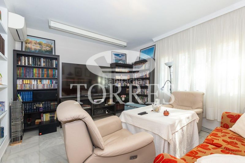 Foto 646b1762-542d-416a-a9d3-ccd8b8da08d7. Xalet amb aparcament piscina a El Atabal Málaga