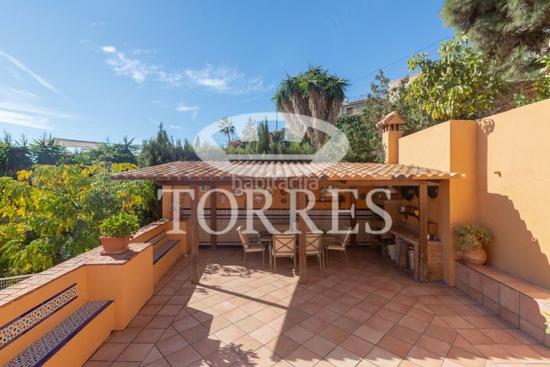 Foto 8c8b59c9-74e6-477d-8ea3-9d640a1699a0. Xalet amb aparcament piscina a El Atabal Málaga