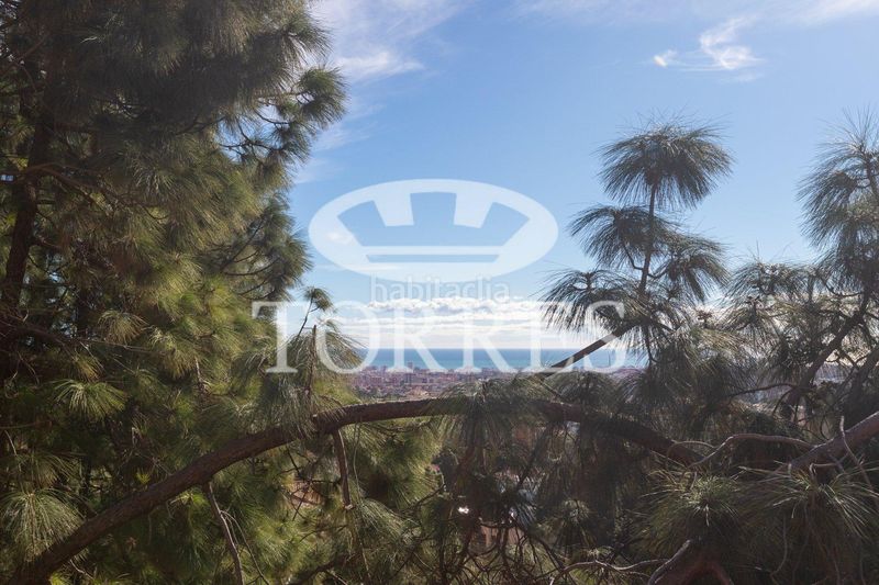 Foto de64b2e5-6d35-4bc0-adcb-950a76ddfada. Xalet amb aparcament piscina a El Atabal Málaga