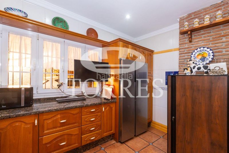 Foto e99b3f3e-e593-473d-b83a-8a4ba49205d3. Xalet amb aparcament piscina a El Atabal Málaga