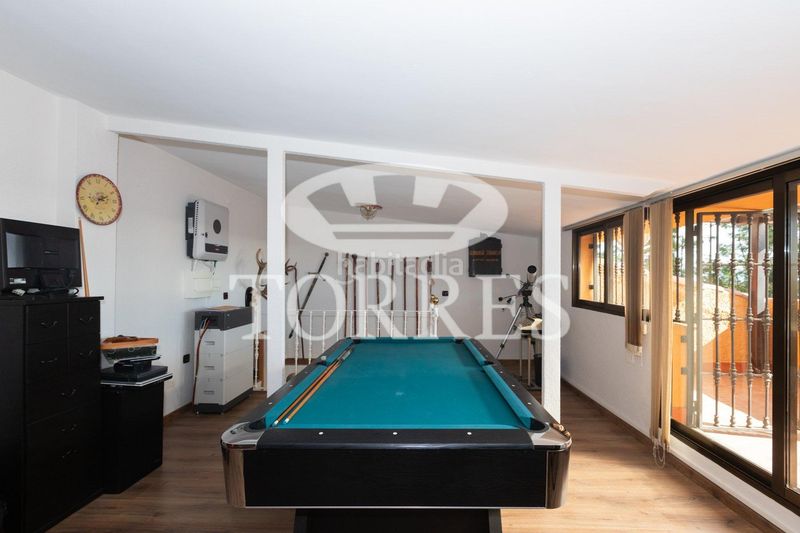 Foto f1c693ec-5ec1-4537-81fd-7d7e351954ab. Xalet amb aparcament piscina a El Atabal Málaga