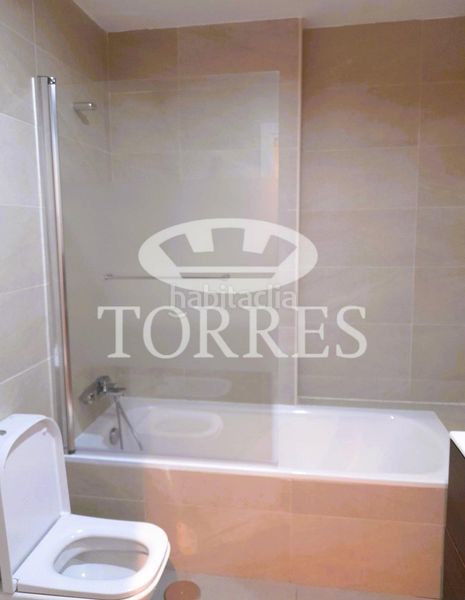 Foto 09ab9818-a22e-4eb3-b7fd-3b72744e3dbf. Pis amb aparcament a El Tejar - Hacienda Bizcochero Málaga