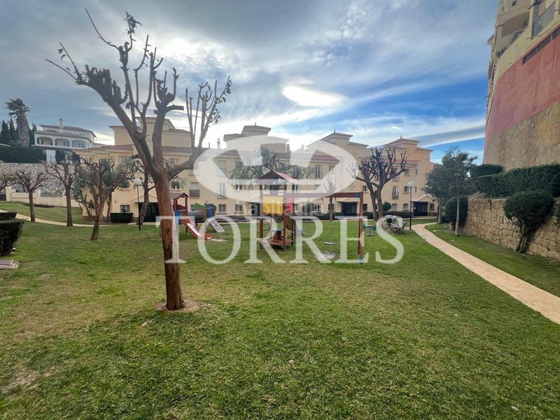 Foto 17d14f32-1028-4073-8143-5fe601581dc0. Pis amb aparcament piscina a Torreblanca del Sol Fuengirola