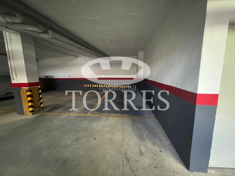 Foto 1da38f40-c93a-40cb-b0f9-a21da153a1c5. Pis amb aparcament piscina a Torreblanca del Sol Fuengirola