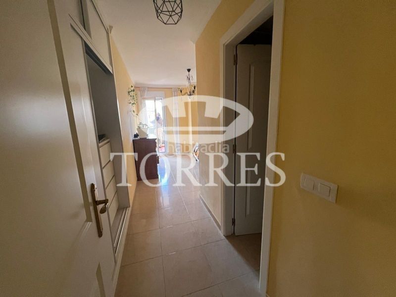 Foto 24b9084f-3daf-497b-b98a-5ee2b73d0f11. Pis amb aparcament piscina a Torreblanca del Sol Fuengirola