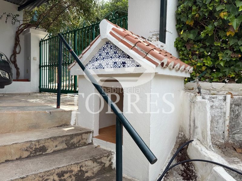 Foto 14b0b272-f323-469b-9072-2fdaed2c36e9. Xalet amb aparcament piscina a Limonar Málaga