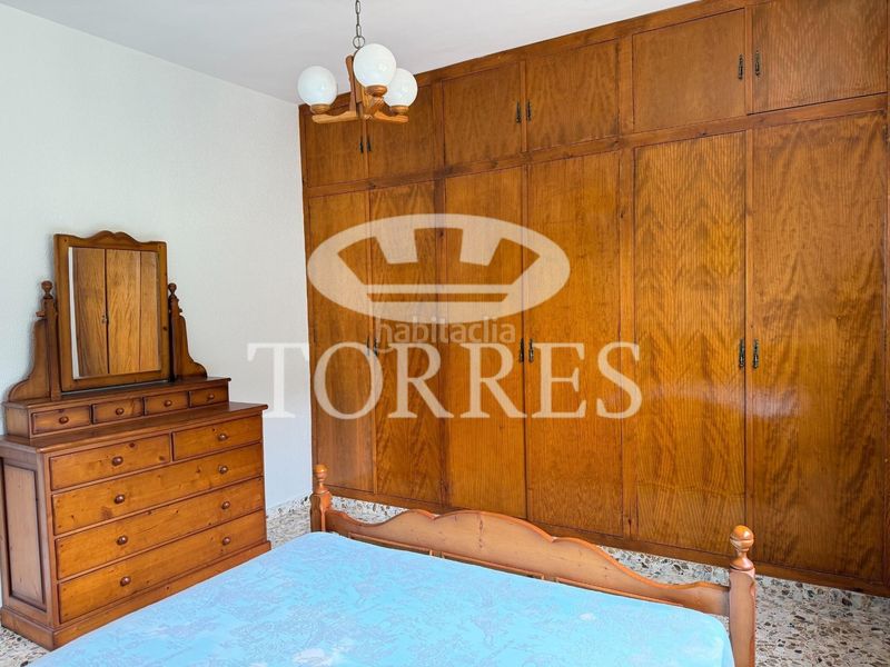 Foto 2b6edd46-acfd-4c04-afed-6aa9af1b104e. Xalet amb aparcament piscina a Limonar Málaga