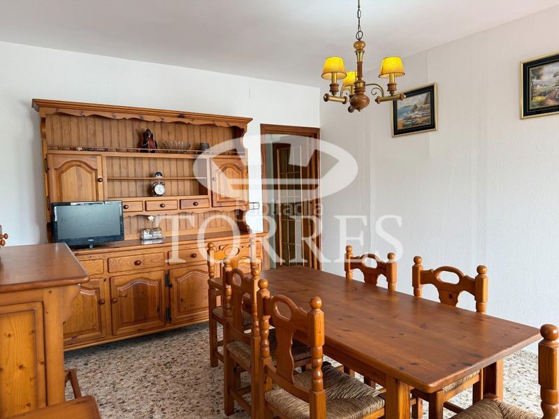 Foto 41e2fe67-e684-48c3-9c0c-00a50f44a7ff. Xalet amb aparcament piscina a Limonar Málaga