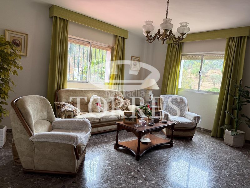 Foto 82948b3b-ea33-4fc8-a566-23dead03ac61. Xalet amb aparcament piscina a Limonar Málaga