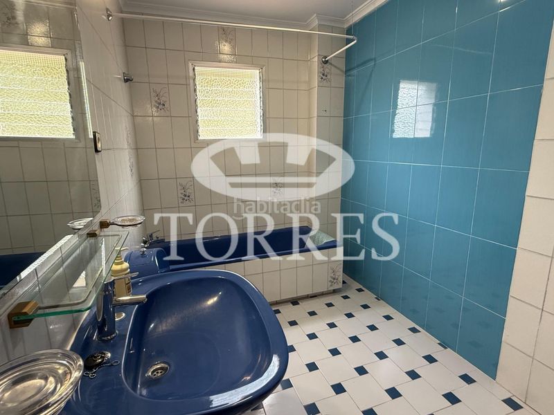 Foto a1322648-621f-42ce-b6e7-c79ad2970df7. Xalet amb aparcament piscina a Limonar Málaga