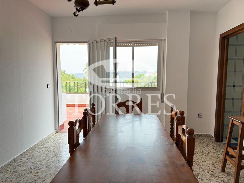 Foto b30f5688-8cf5-45ba-8e22-044c9c4b1c24. Xalet amb aparcament piscina a Limonar Málaga