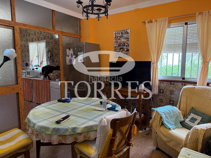 Foto fd7c4159-b178-40dc-87de-273a1250c554. Xalet amb aparcament piscina a Limonar Málaga