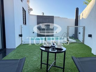 Chalet  Calle llana. Exquisito chalet reformado en el cortijuelo, málaga