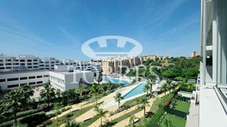 Lloguer Apartament a Calle calancha 3. Amplio ático en estepona centro con vistas despejadas