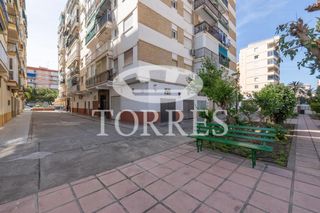 Pis  Calle camaron. Piso torre del mar