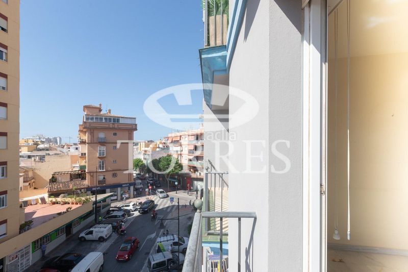 Foto 5bbc1a28-ac73-4f71-940c-4bbac6530a3e. Pis a Centro ciudad Fuengirola