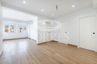 Etagenwohnung  Salamanca. Piso céntrico licencia turística