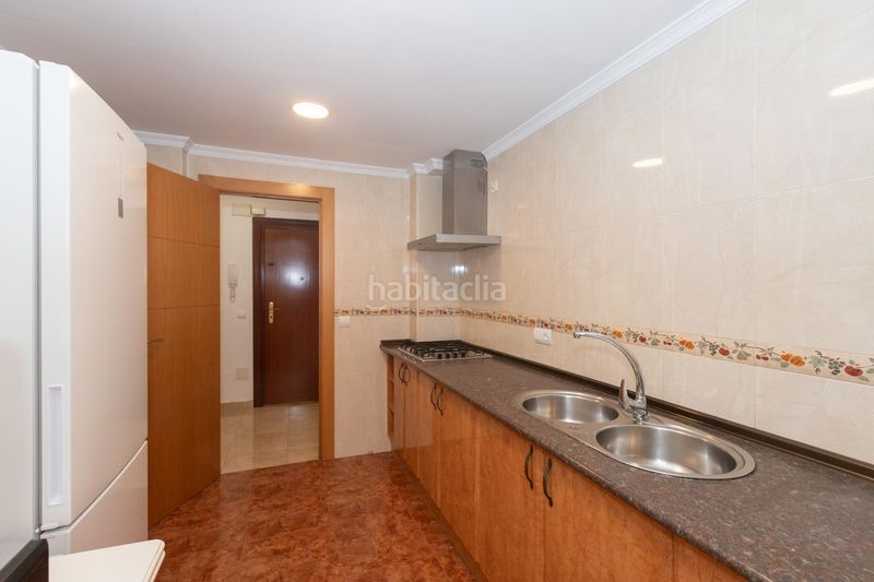 Foto 57e7d264-f871-4200-a65d-7aff9252aa20. Pis a Parque Ayala - Jardín de la Abadía - Huelín Málaga