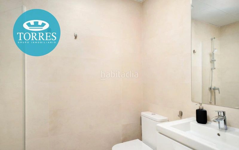 Foto 96a9a0f8-6fe3-4264-bafb-b4c04f6eb2de. Pis amb aparcament piscina a Martiricos - La Roca - La Rosaleda Málaga