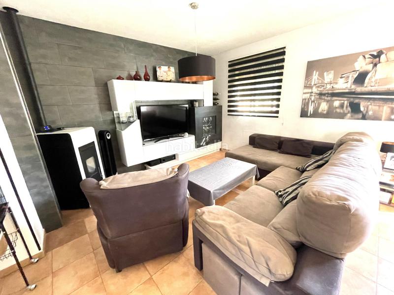 Foto 723af018-9a0a-49ca-bd51-87e546c0f9d5. Casa amb piscina a El Portil