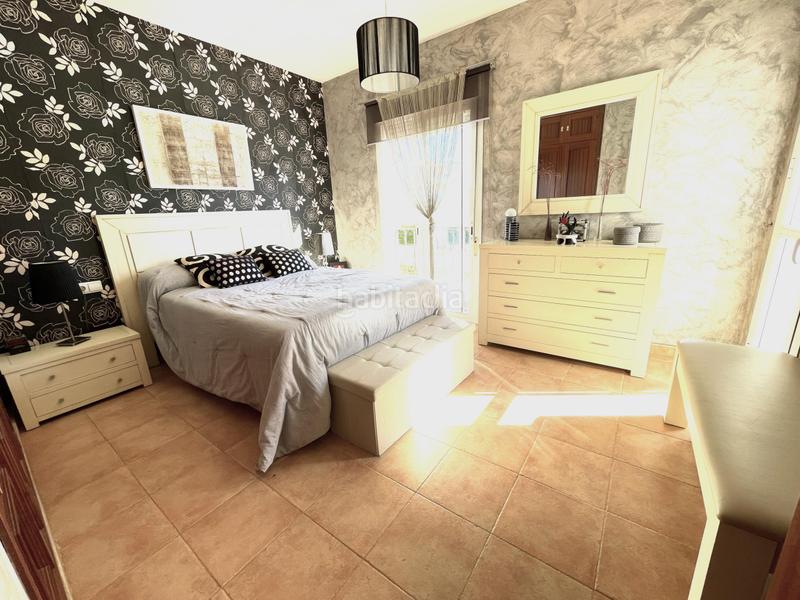 Foto a0110d51-3bf2-4f3c-a414-6699644191e6. Casa amb piscina a El Portil