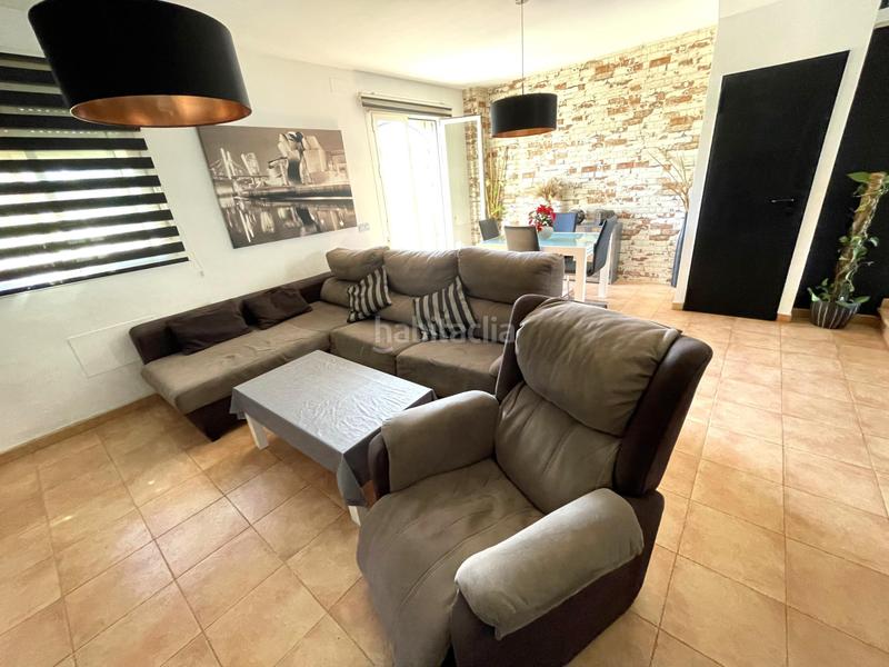 Foto f159afad-43db-498e-b841-139e24c22255. Casa amb piscina a El Portil