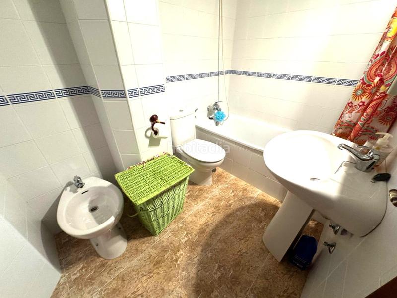 Foto a8d38d0c-743a-4828-99e9-02d5e763d838. Casa adossada amb aparcament piscina a El Portil