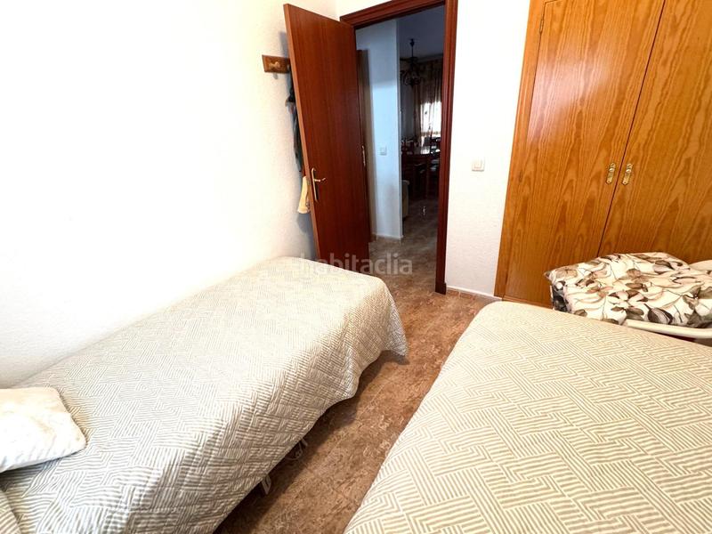 Foto ba04fe30-b45d-45b1-b858-373bfd0a7f7a. Casa adossada amb aparcament piscina a El Portil