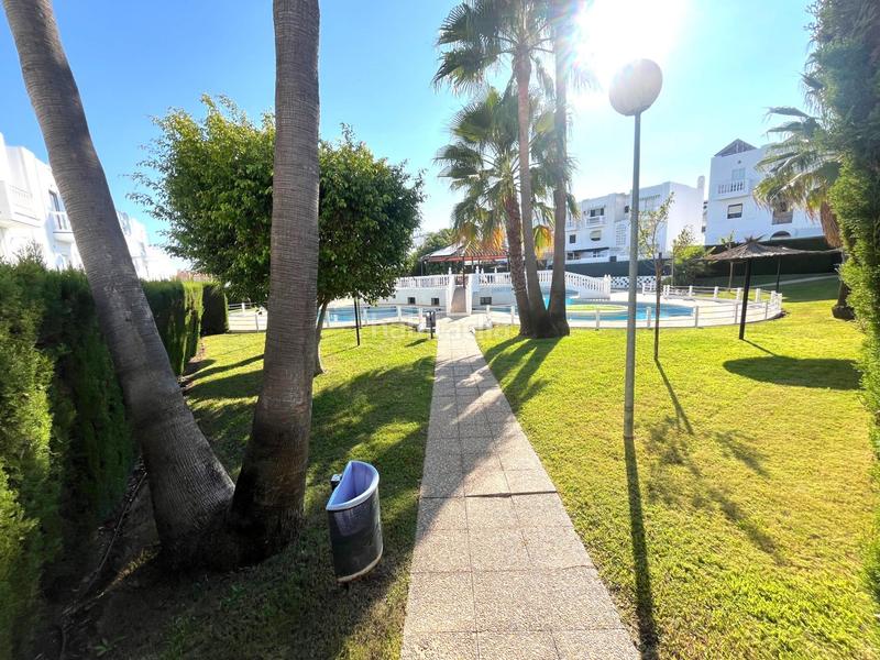 Foto a415384c-fa2b-4b5b-ad26-a98b02370731. Casa a schiera con parcheggio in El Portil