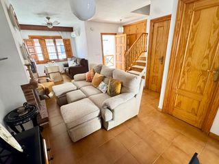Casa adossada a Punta Umbría. Magnifico adosado muy céntrico.