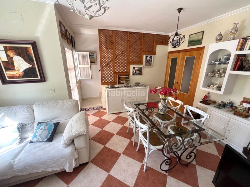 Foto a8b12ce1-16b2-497f-bf9a-9d09e925ac5d. Casa adossada amb aparcament piscina a El Portil
